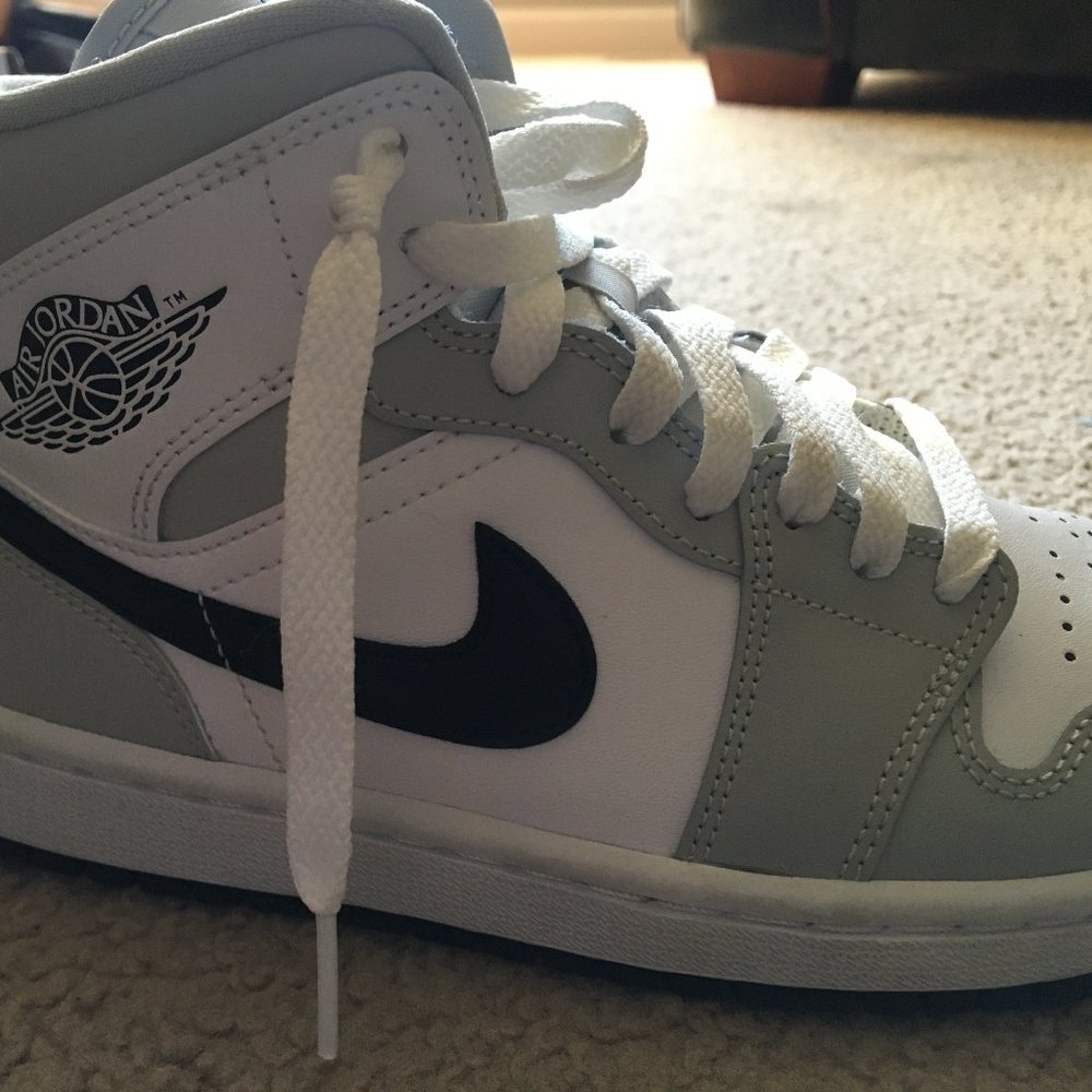 Nike Air Jordan Mid
